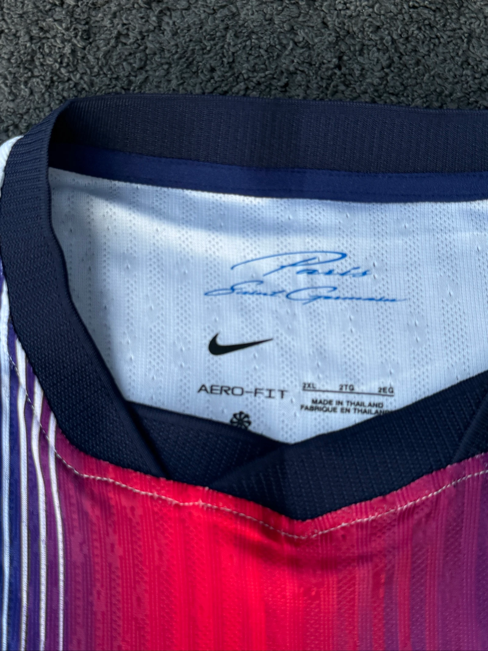  Nieuw PSG voetbalshirt XXL met kaartjes – photo 4